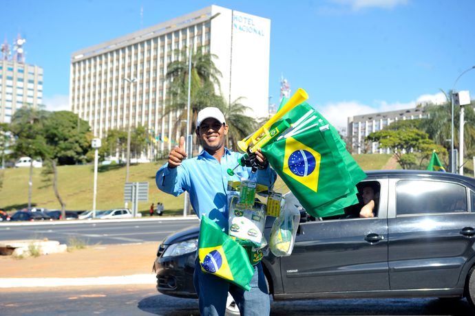Mais da metade dos brasileiros não está interessada na Copa, segundo pesquisa